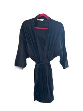 Hanro of Switzerland Cotton Robe Black size Small
